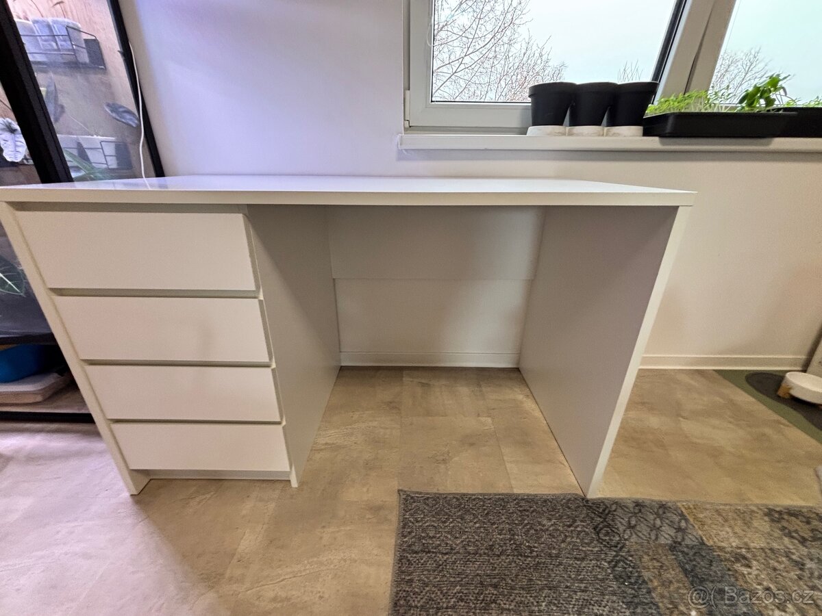 Psací stůl + židle - 2