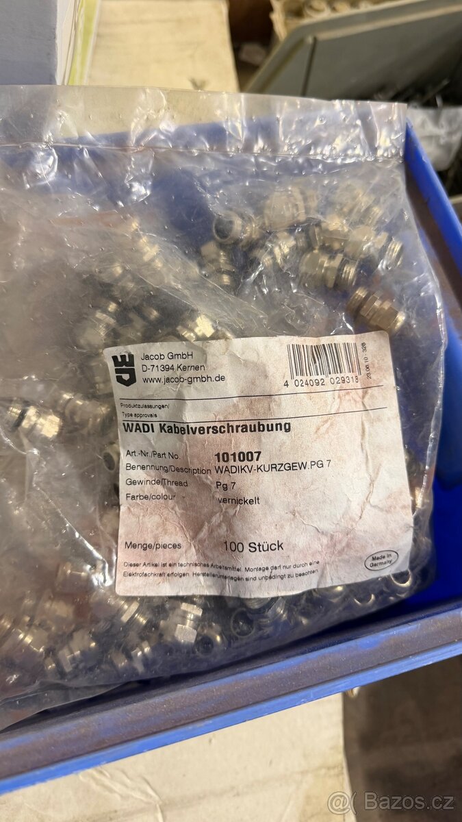 Kovové průchodky 7mm - 2