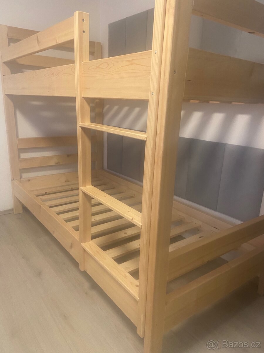 Dvoupatrova postel - 2
