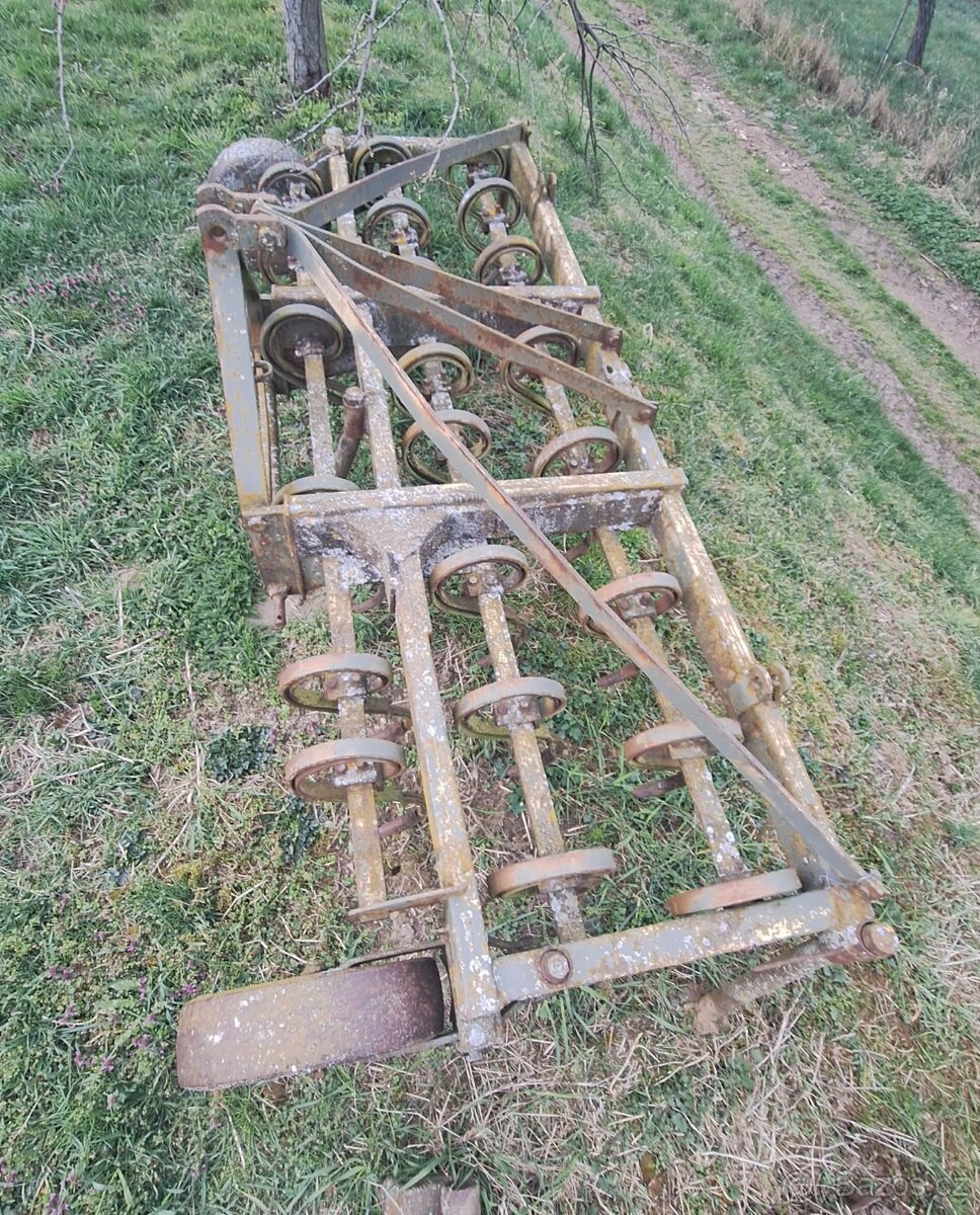 Kultivátor - 2
