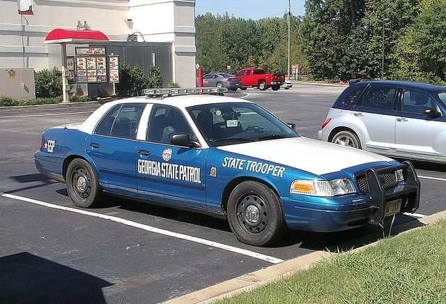1:64 ROLLIN GSP GEROGIA STATE TROOPER CHASE TYPE - 2