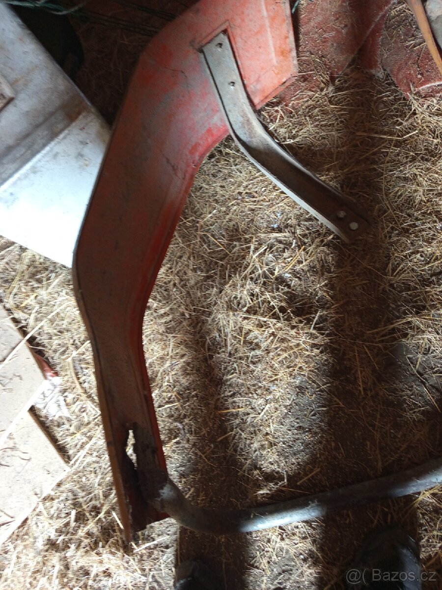 Zetor 6945 blatniky predni - 2