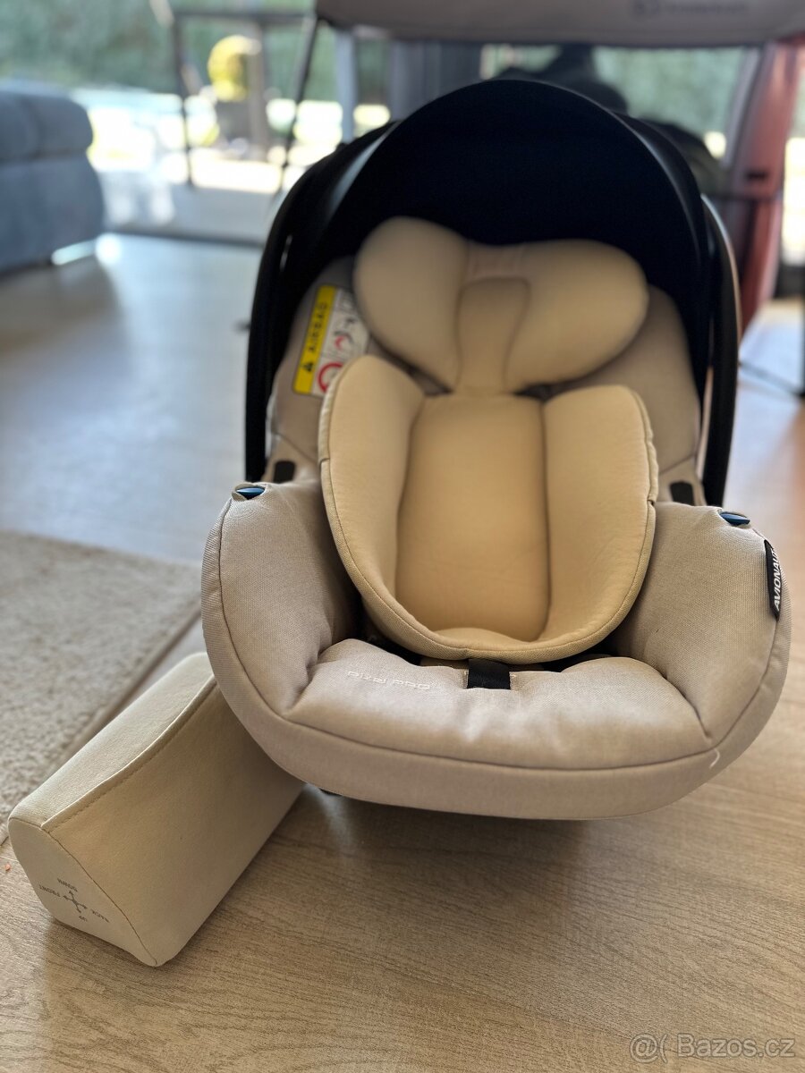 Autosedačka + isofix - 2