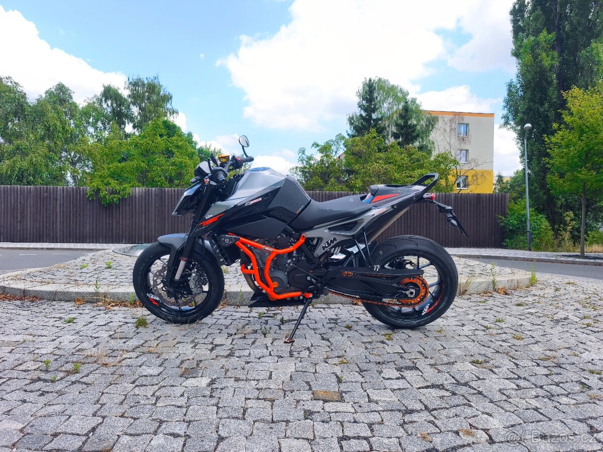 DUKE 790 za 140tis Powerparts KTM 12900km TOP stav - 2