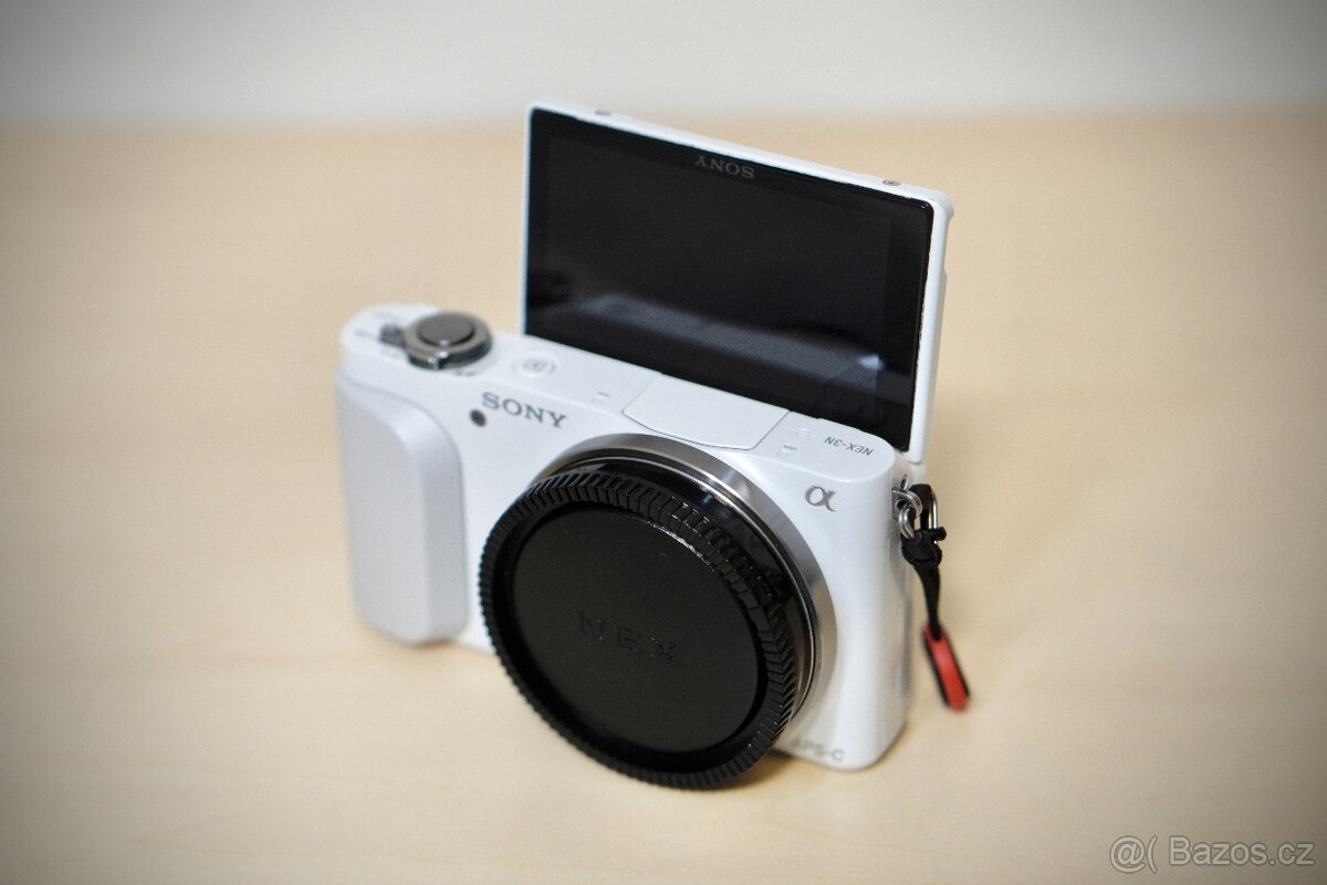 Sony Alpha NEX-3N - 2