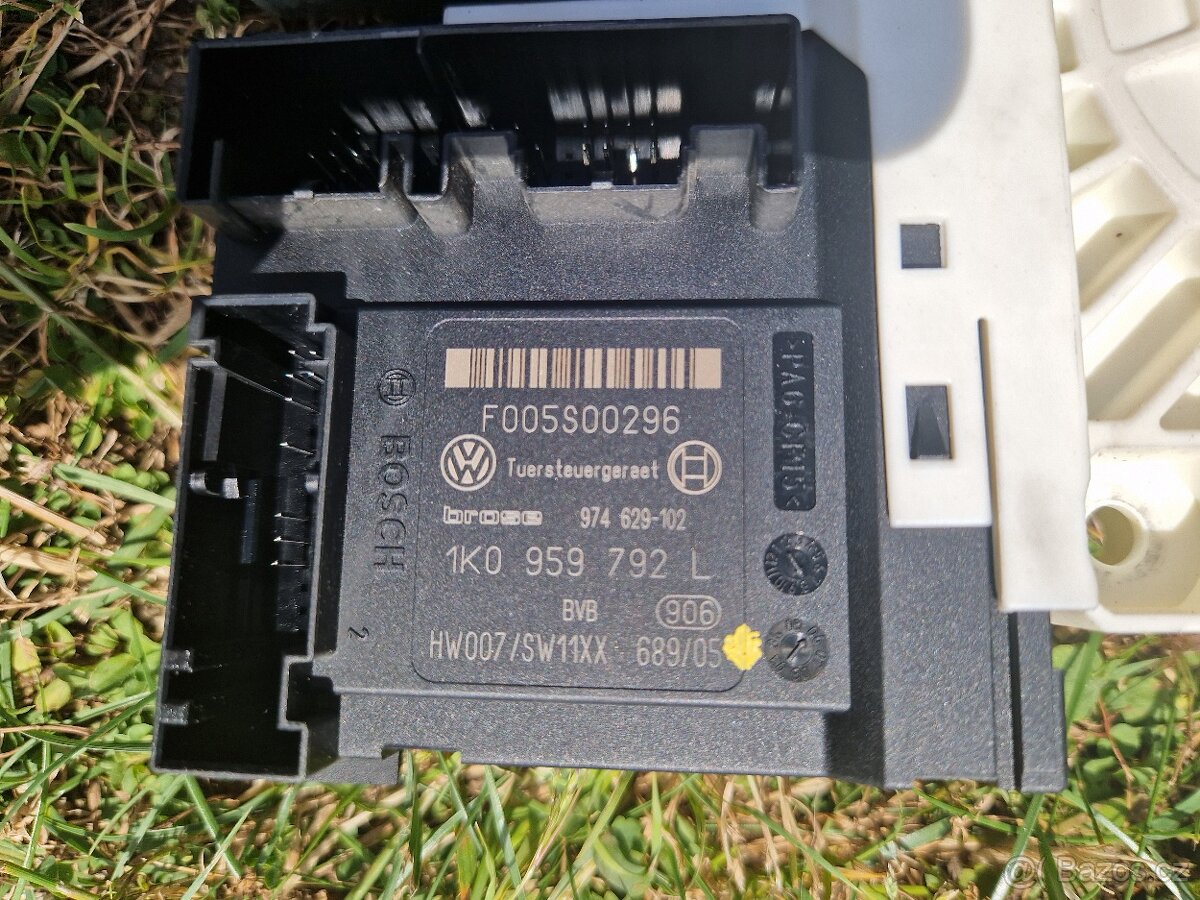 Jednotka stahování oken Passat B6 - 2