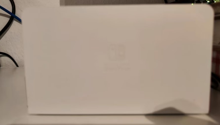 Nintendo Switch OLED Gen.1 jako nový - 2