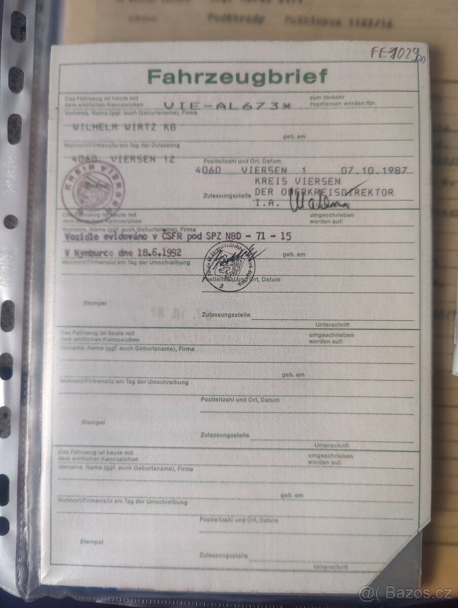 MERCEDES BENZ 124 (rok 1987) - 2