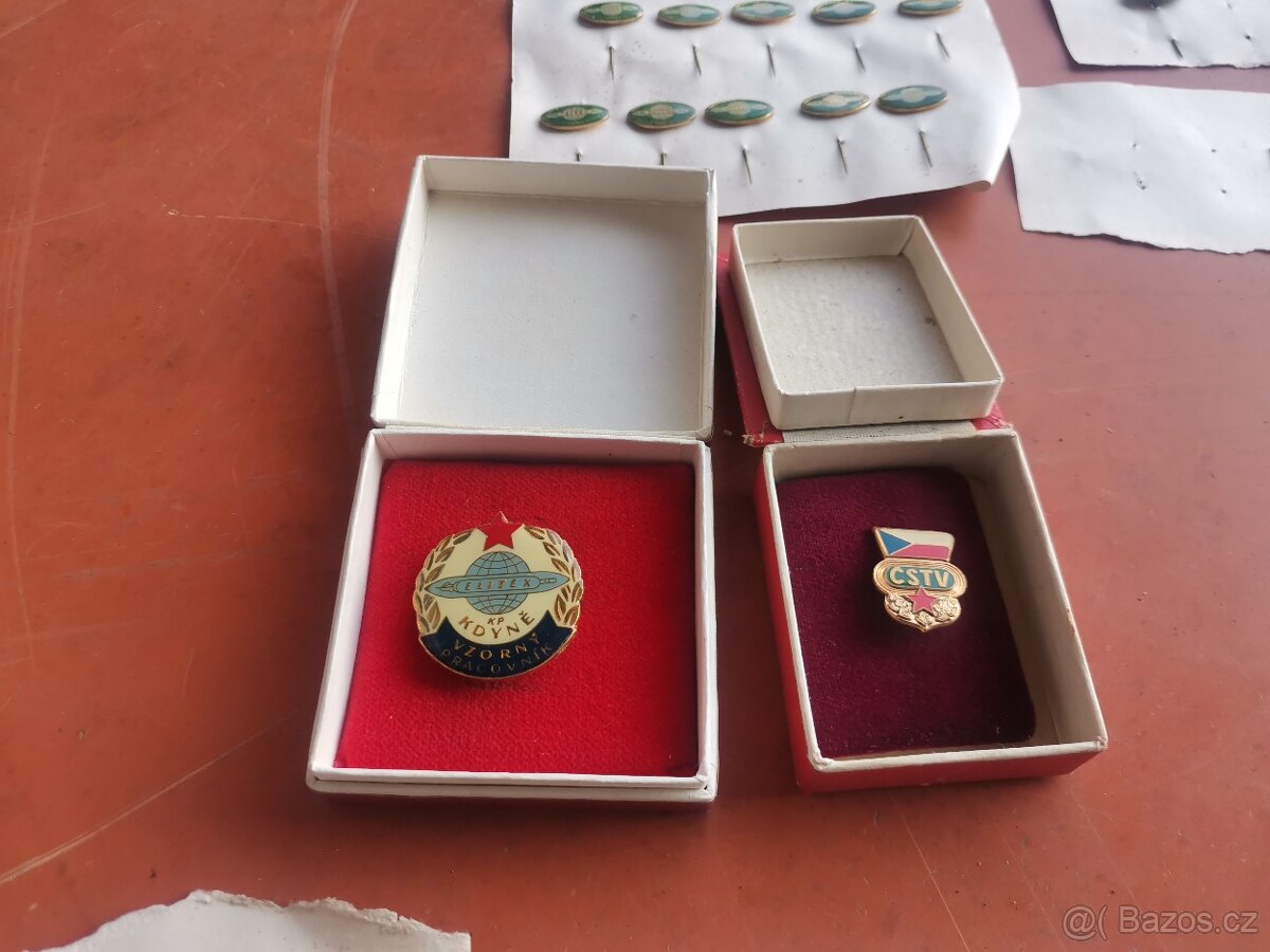 Odznaky a řády Kdyně Elitex - 2