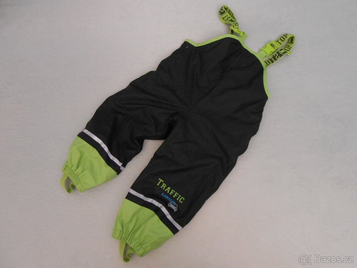 NEPROMOKAVÉ KALHOTY A BUNDY - 2