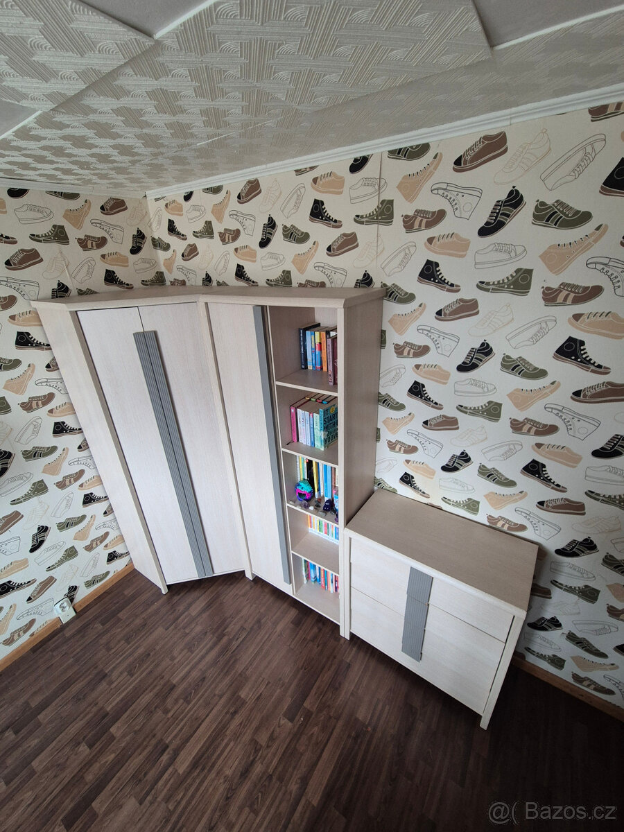 Prodej skříňové sestavy. - 2