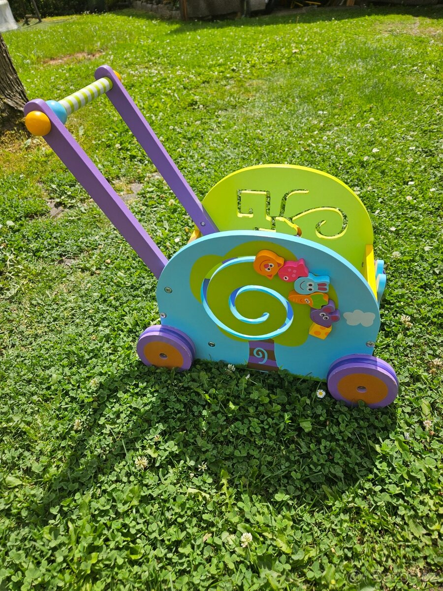 dřevěné chodítko - 2