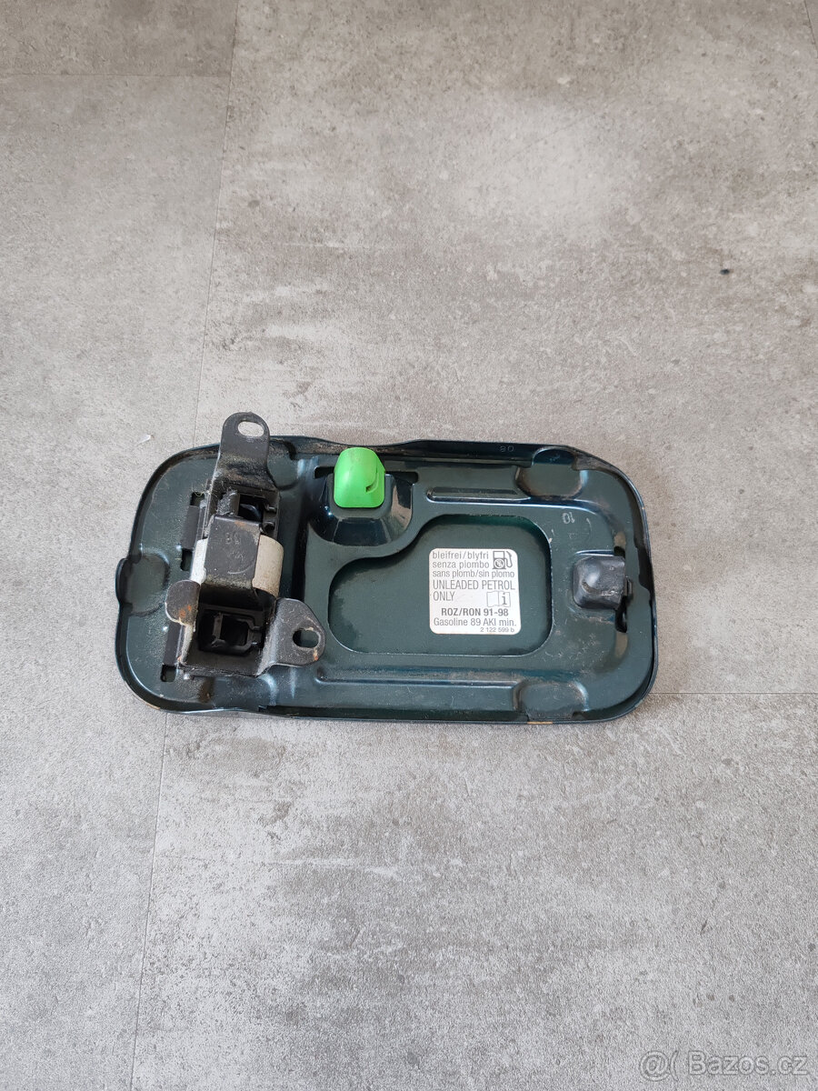 BMW E39 víko palivové nádrže - 2