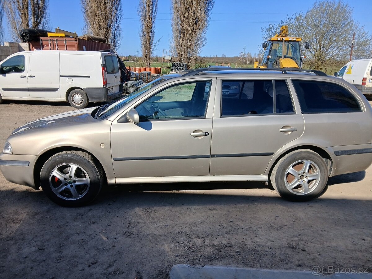 Škoda Octavia 1 - 2