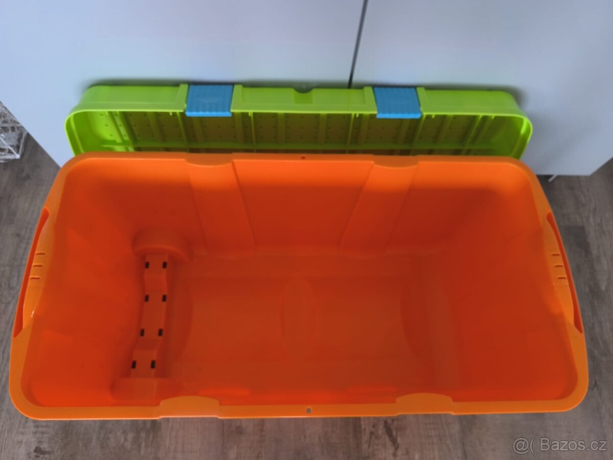Plastový box s kolečky - 2