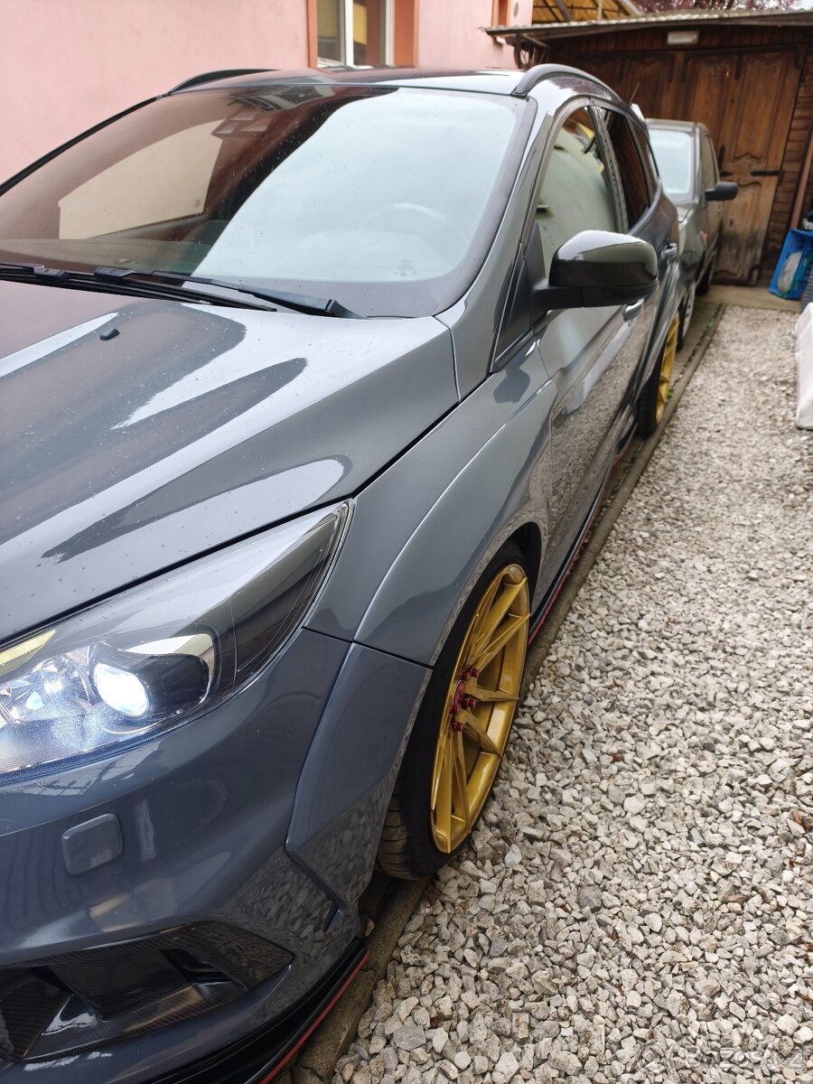 Ford FOCUS ST 2017 - 2