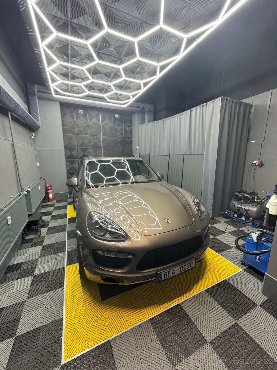 Porsche Cayenne Turbo 4.8 V8 580ps - 2