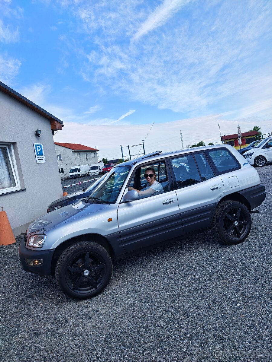 Toyota RAV4 1g - 2