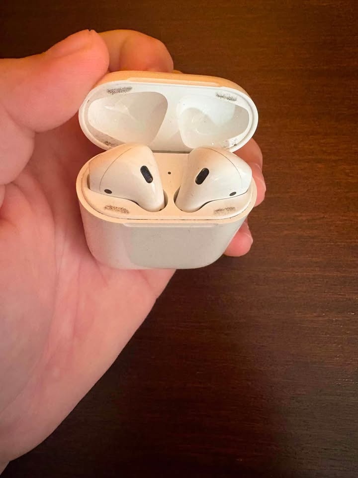 AirPods 2019 - 2