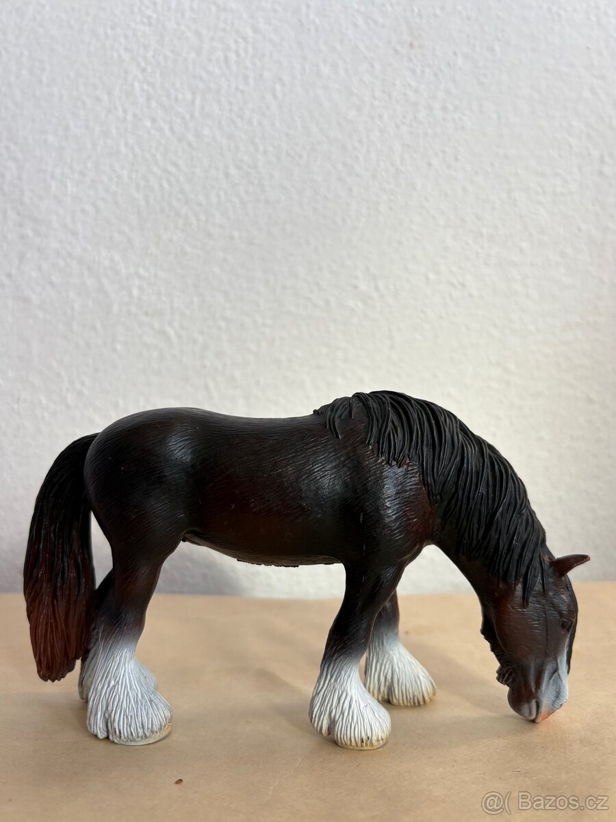 Schleich Shirská klisna - 2