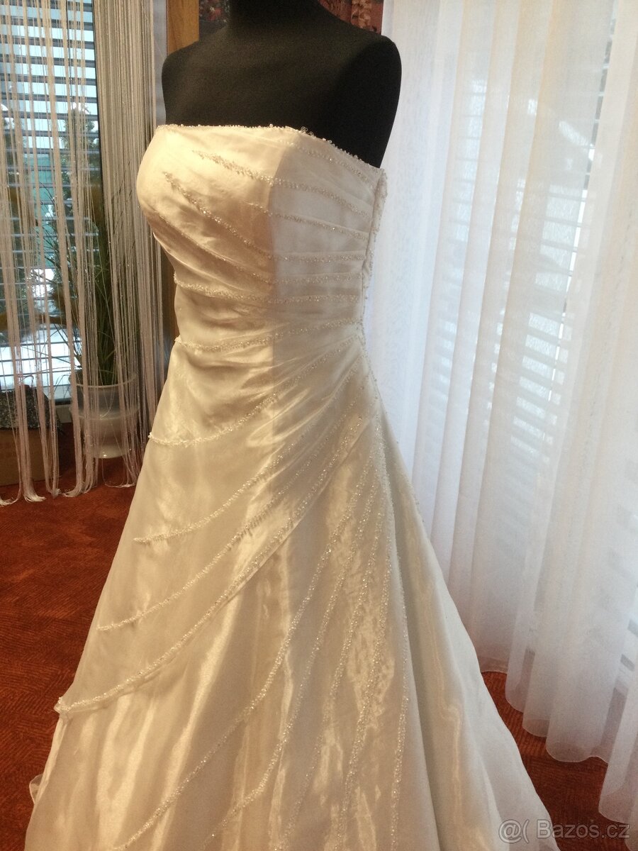 Svatebni saty Romantica 46-48 - 2