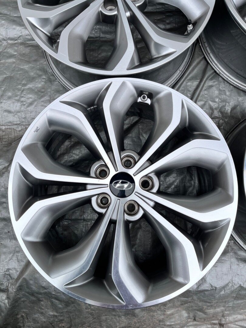 5x114,3 R19 originál disky Hyundai Santafe + senzory - 2