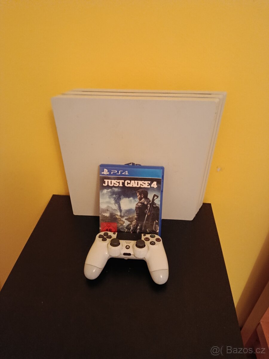 PlayStation 4 PRO - 2