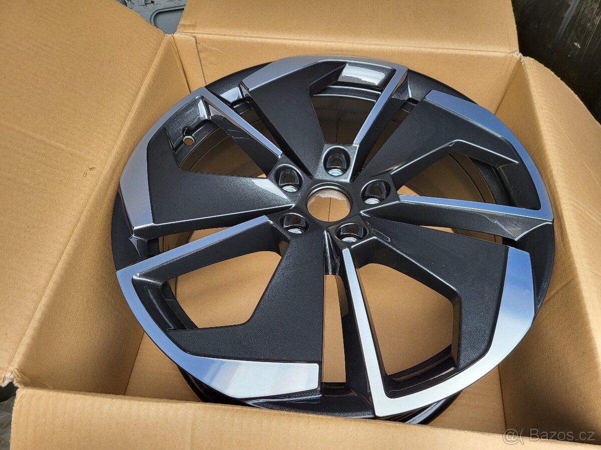 NOVÉ 18" Alu Original Škoda COMET Octavia IV RS 7,5J ET48 - 2