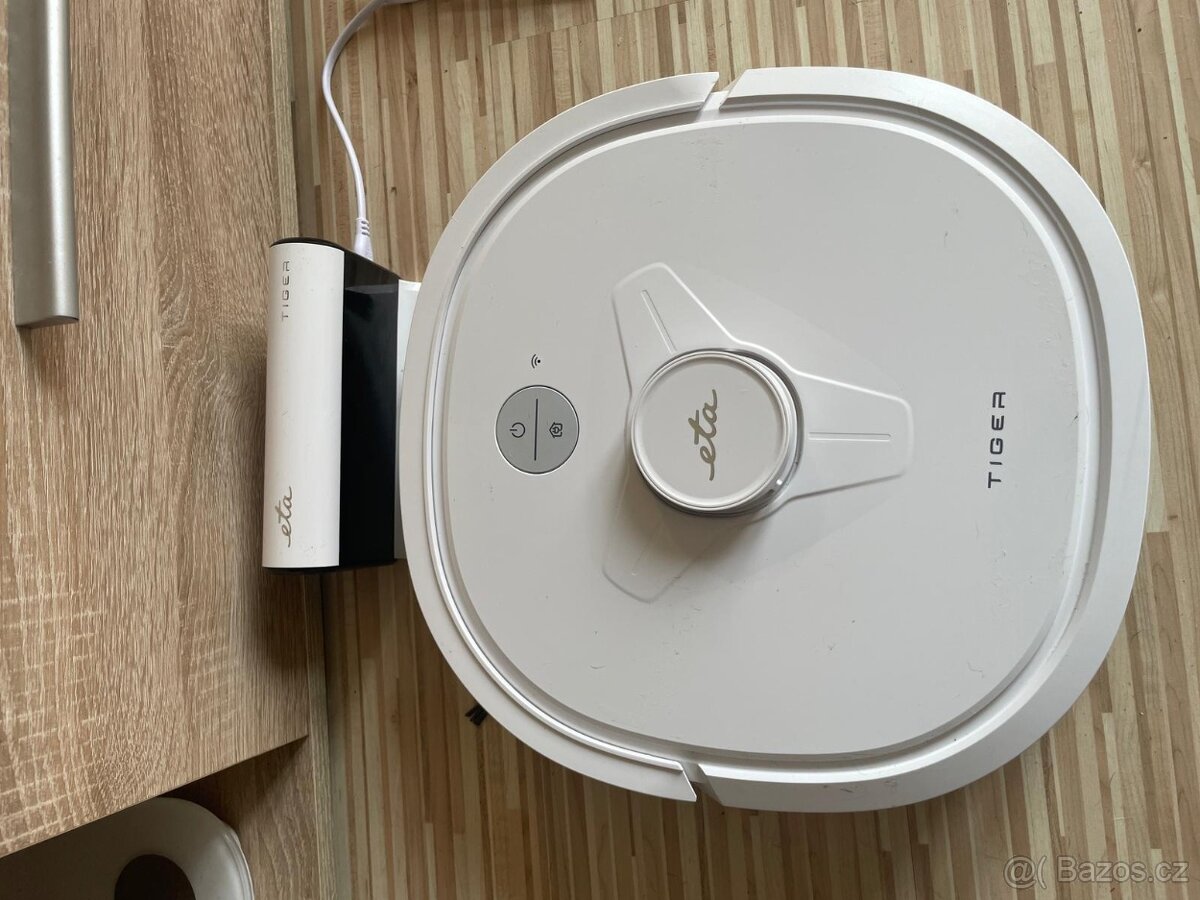 Roboticky vysavač ETA TIGER - 2