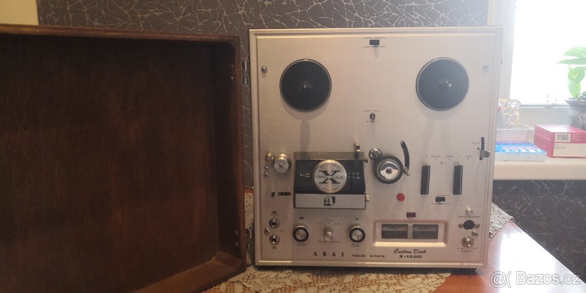 Magnetofon kotoučový AKAI - 2