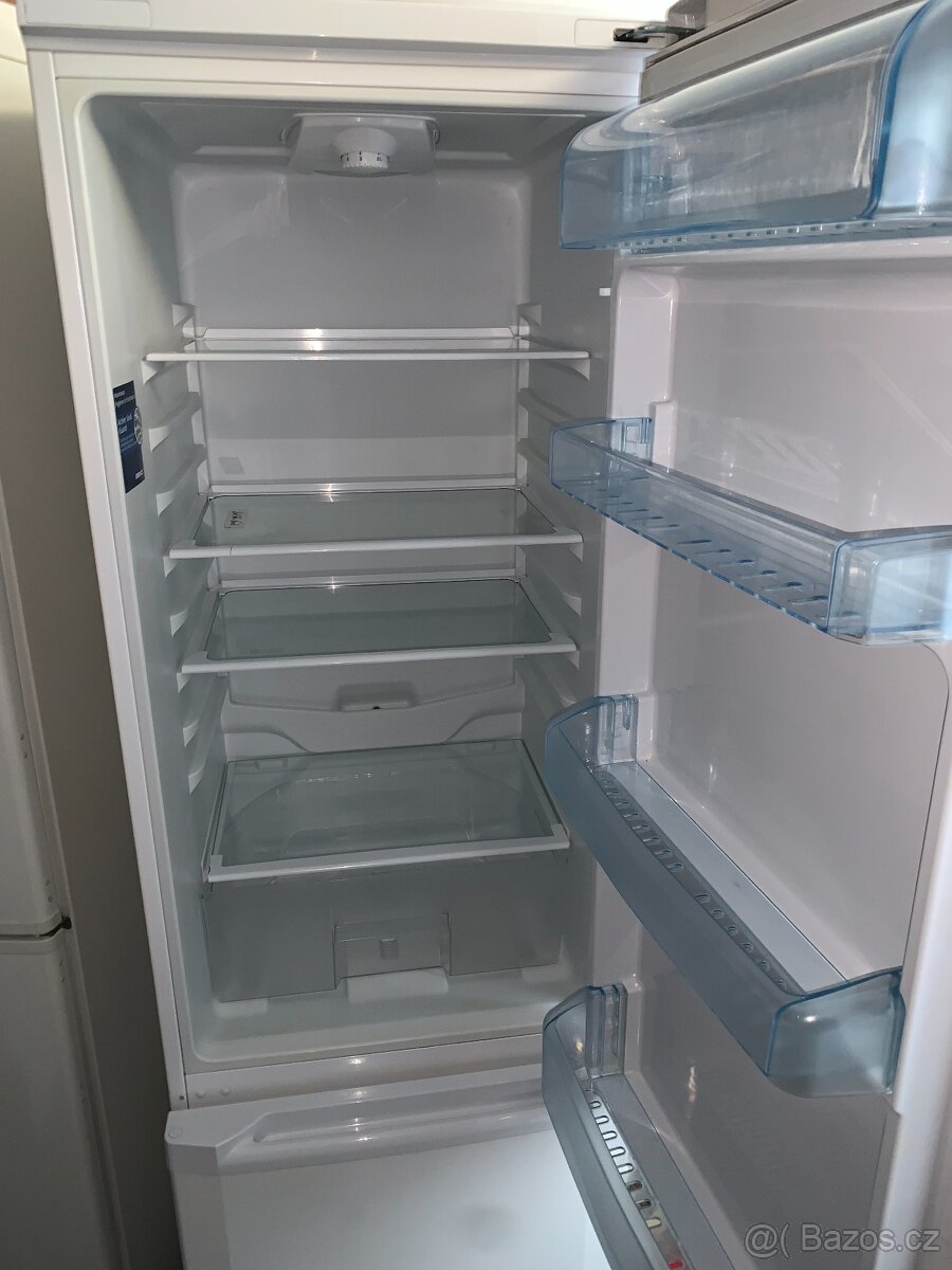 Lednice BEKO CSA31020 - 2