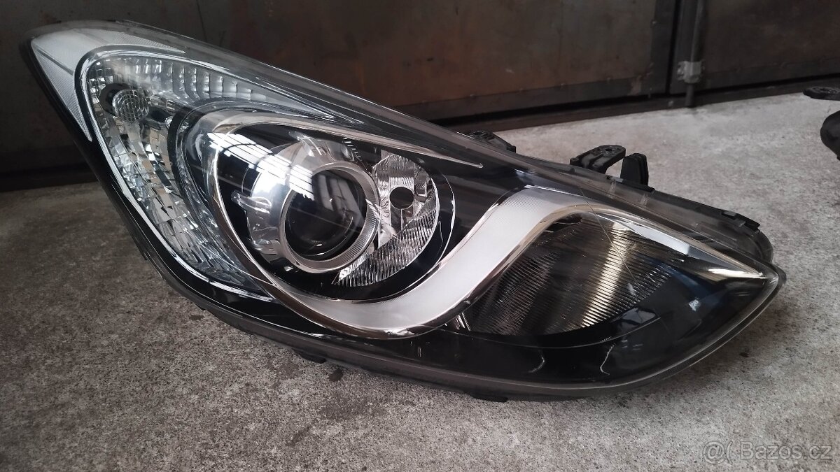 Přední svetla Hyundai i30 - 2