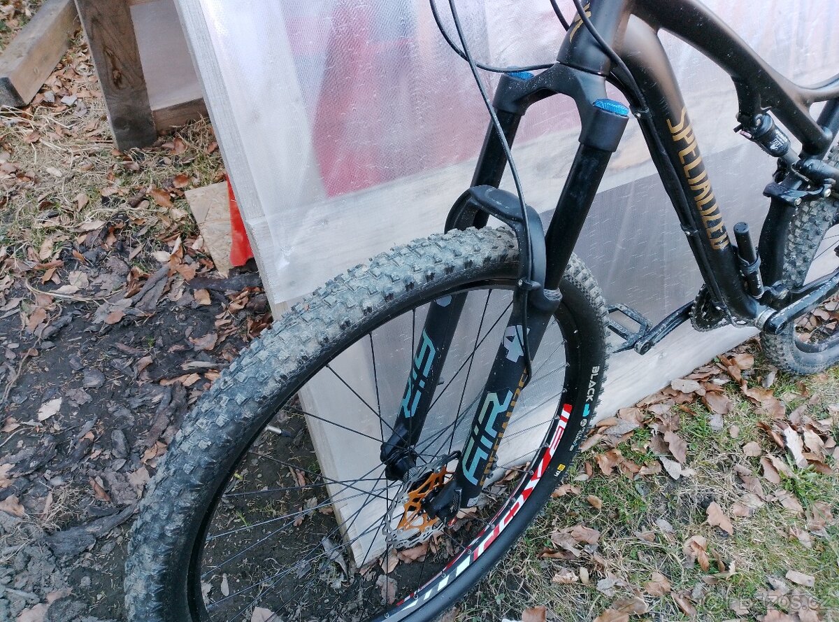 Horské kolo specialized FSR. - 2
