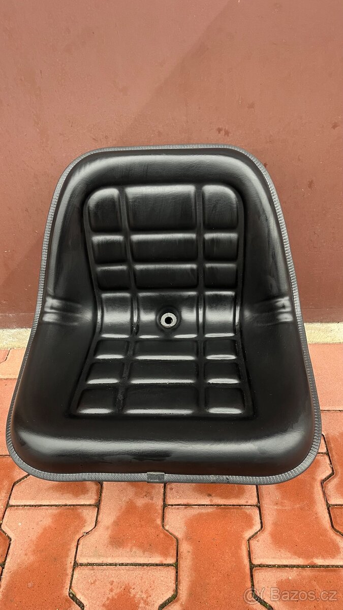 Traktorová sedačka COBO - 2