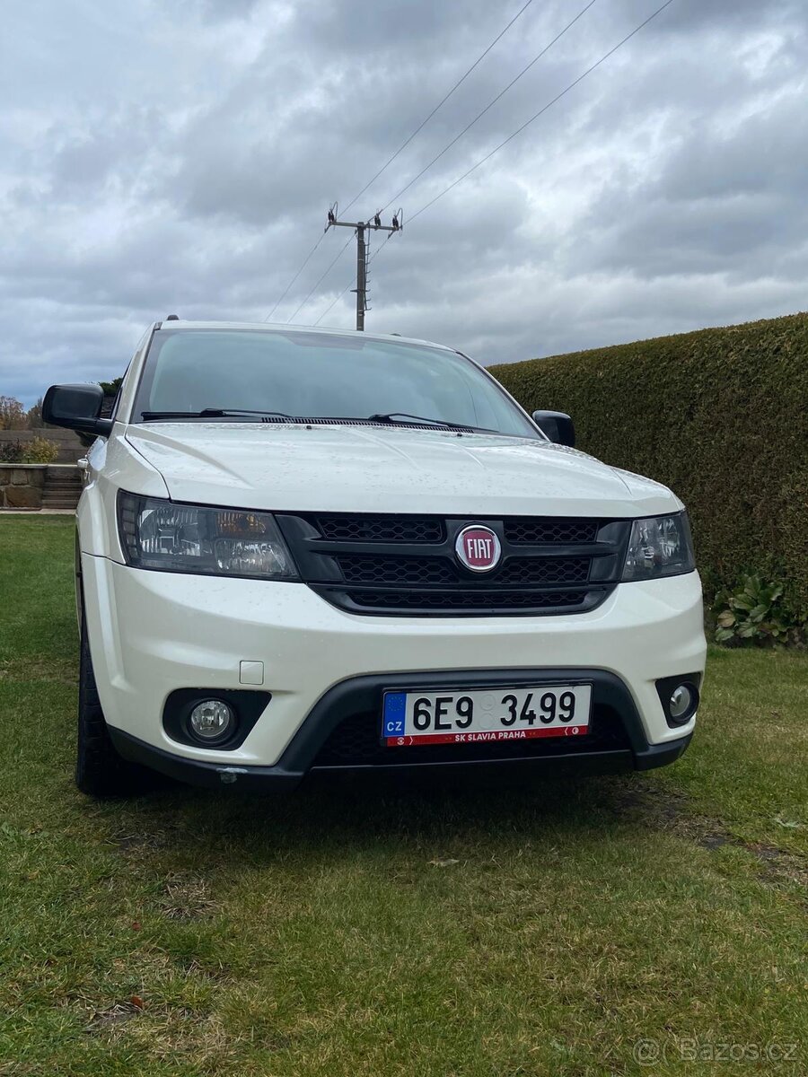 Fiat Freemont 2.0 MultiJet 125 kW 4×4 AUTOMAT – Black Code - 2