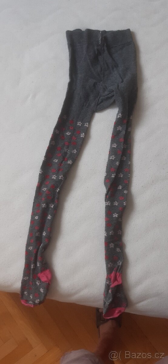 Oblečení na holku, 6-7 let - 2