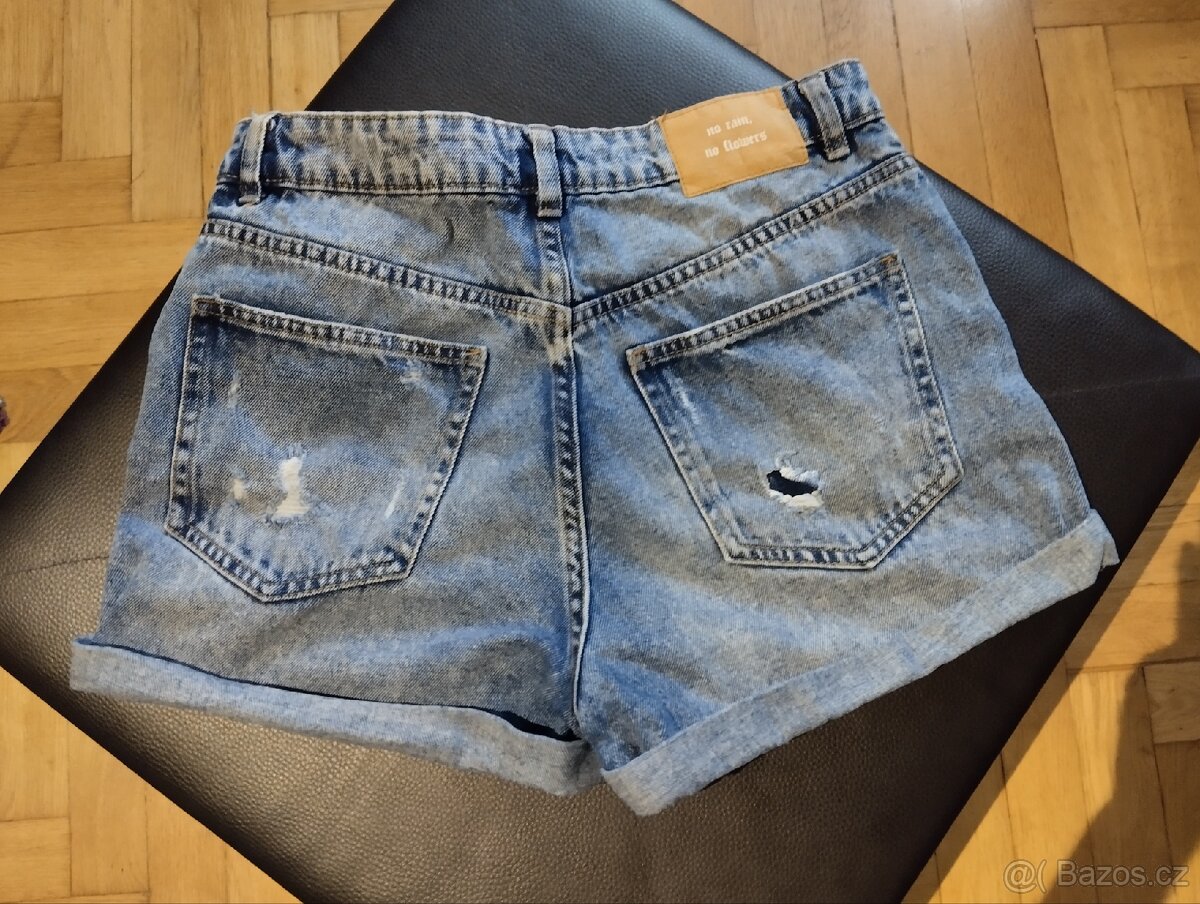 Džínové kraťasy vel. M - 2
