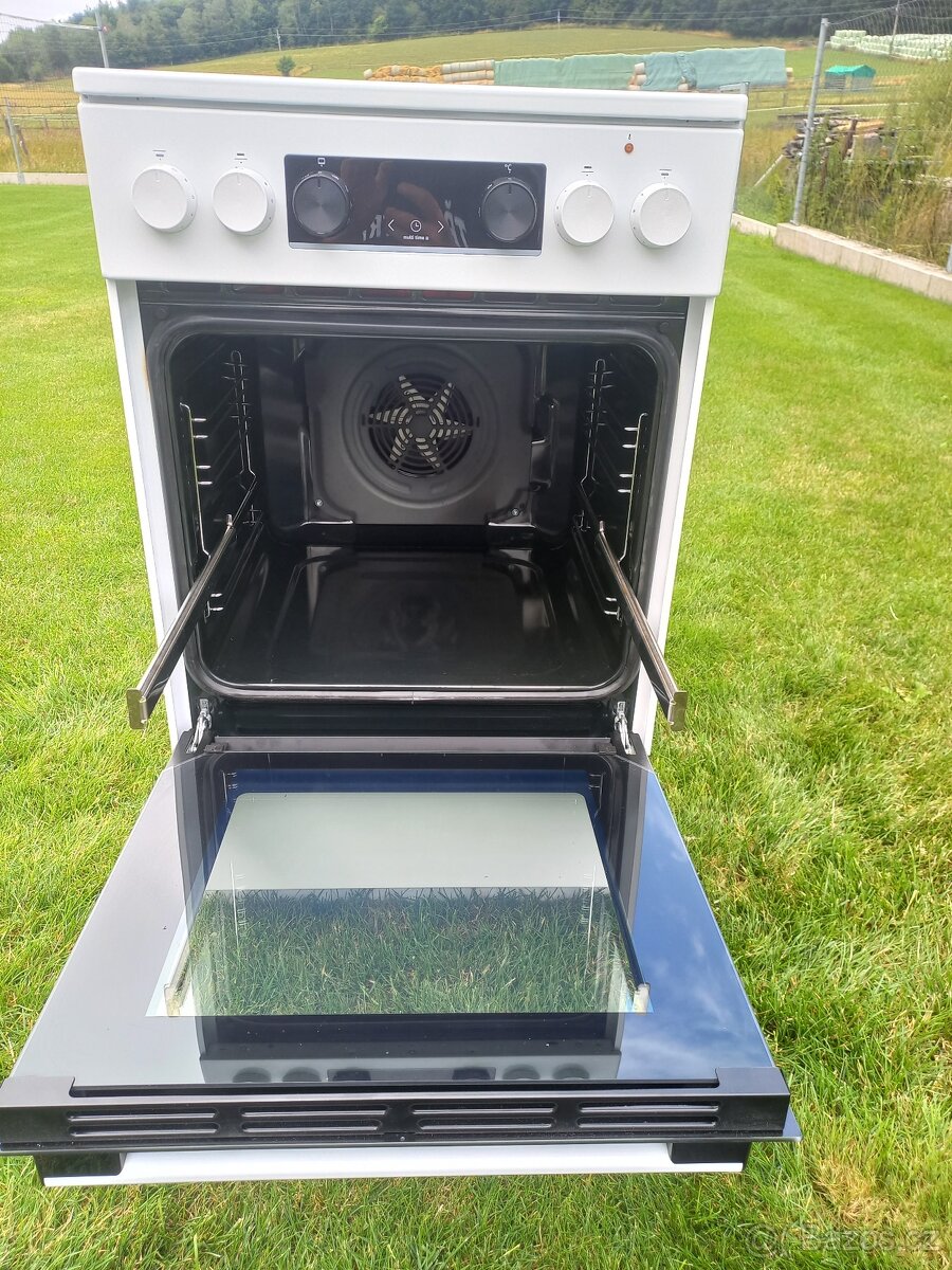 Sklokeramický sporák Gorenje Advanced GECS5C70WA - 2