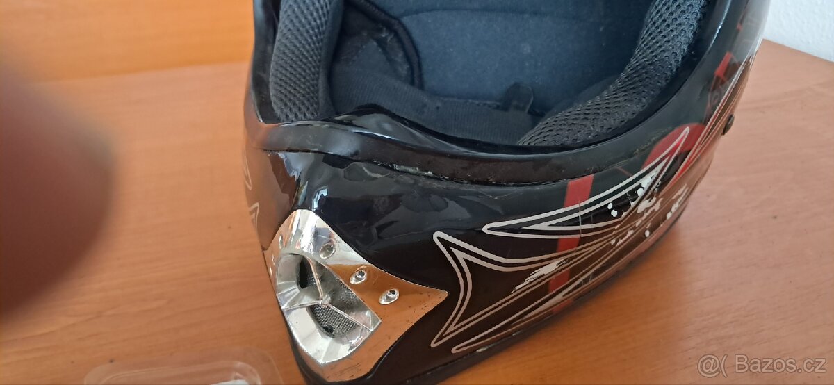 Dětská přilba na motorku - 2