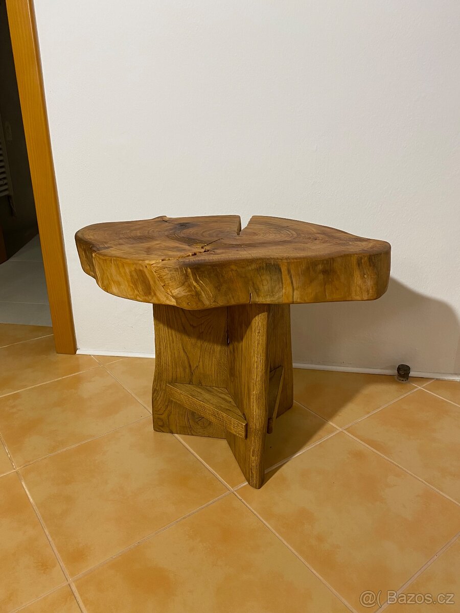 Konferenční stolek masiv - 2