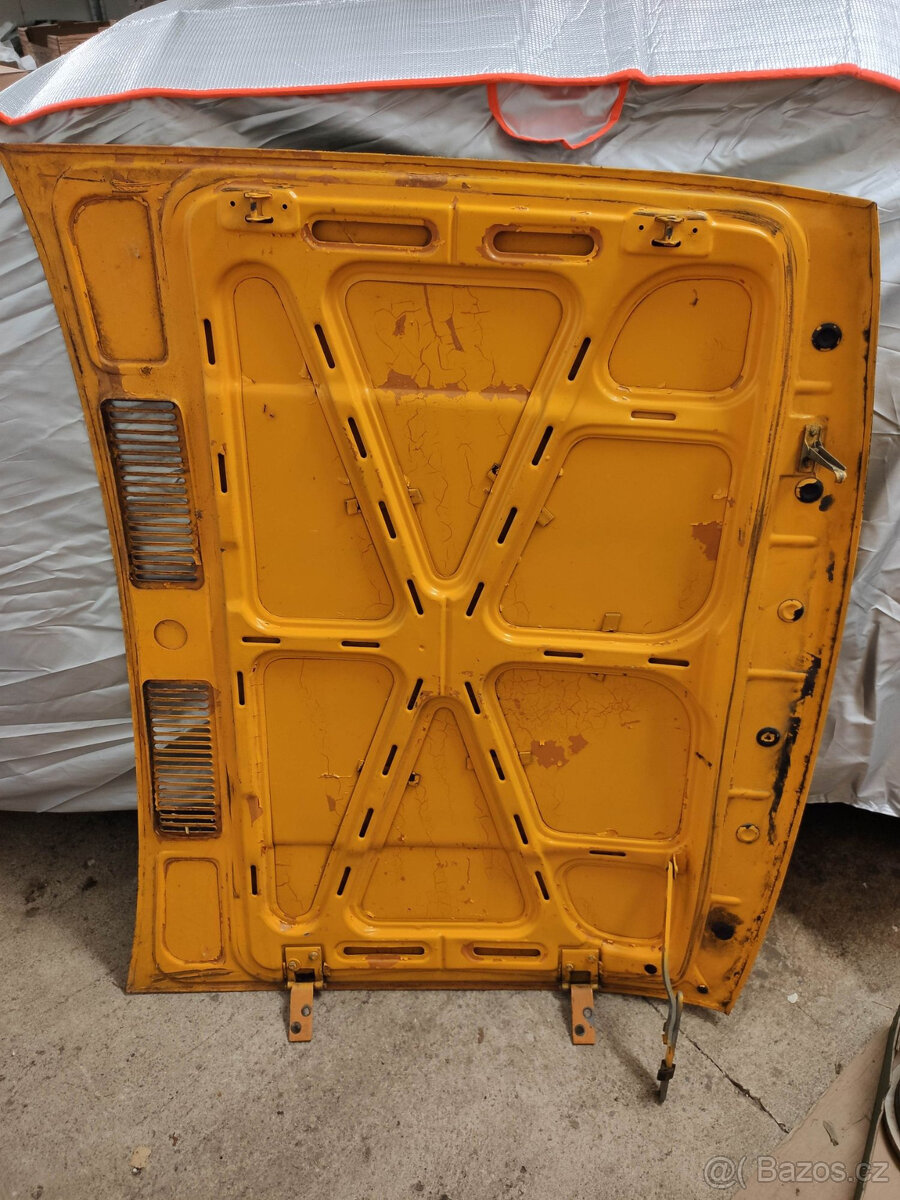 Přední haupna na Škoda 105 120 Garde tzv. " Pavouk " - 2