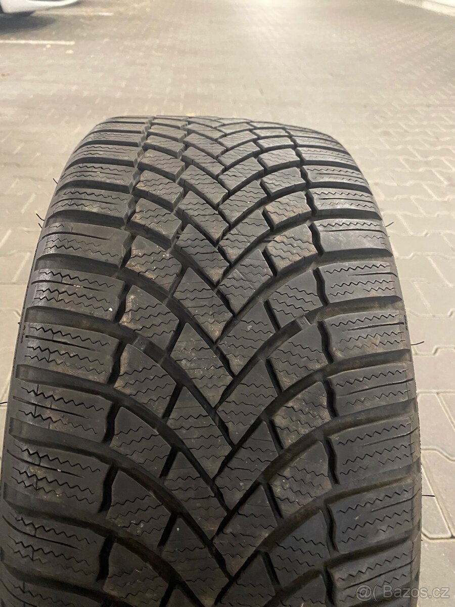 1x 225/40 r18 Bridgestone blizzak zimni 6mm - 2