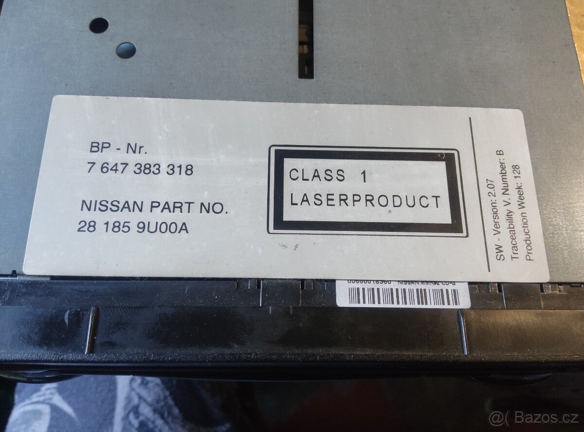 Nissan autorádio - 2