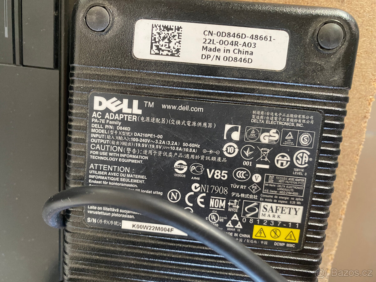 Dell E6410 (i5) + dock + 210w zdroj - úklid skladu - 2