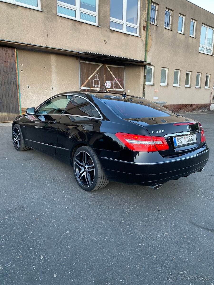 Mercedes Benz e350cdi coupé (c207) po servisu - 2