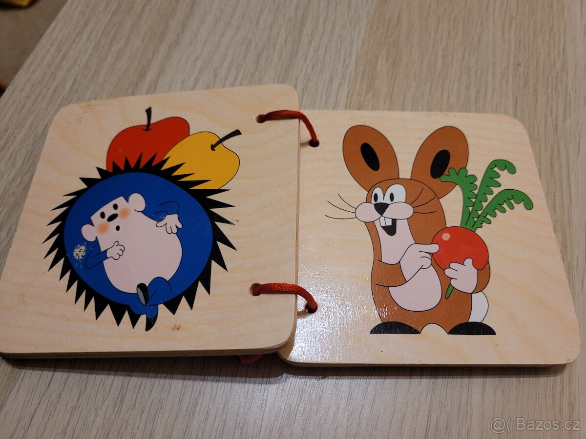 Drevena knizka s krteckem - 2