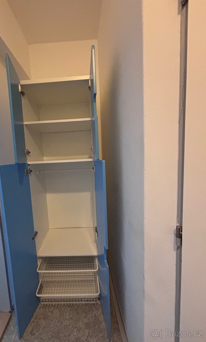 Ikea skříň modrá - 2