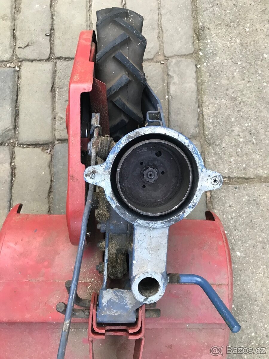 Rotavátor s pojezdem na Vari , Terra, Honda, Gutbrod. - 2