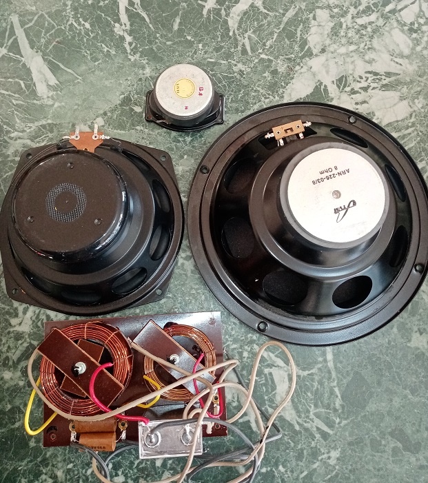 Sada repro TWM 3 pásma s vyhýbkou - 2