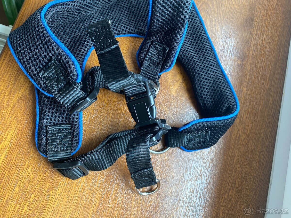 Postroj pro střední plemena psů - 2